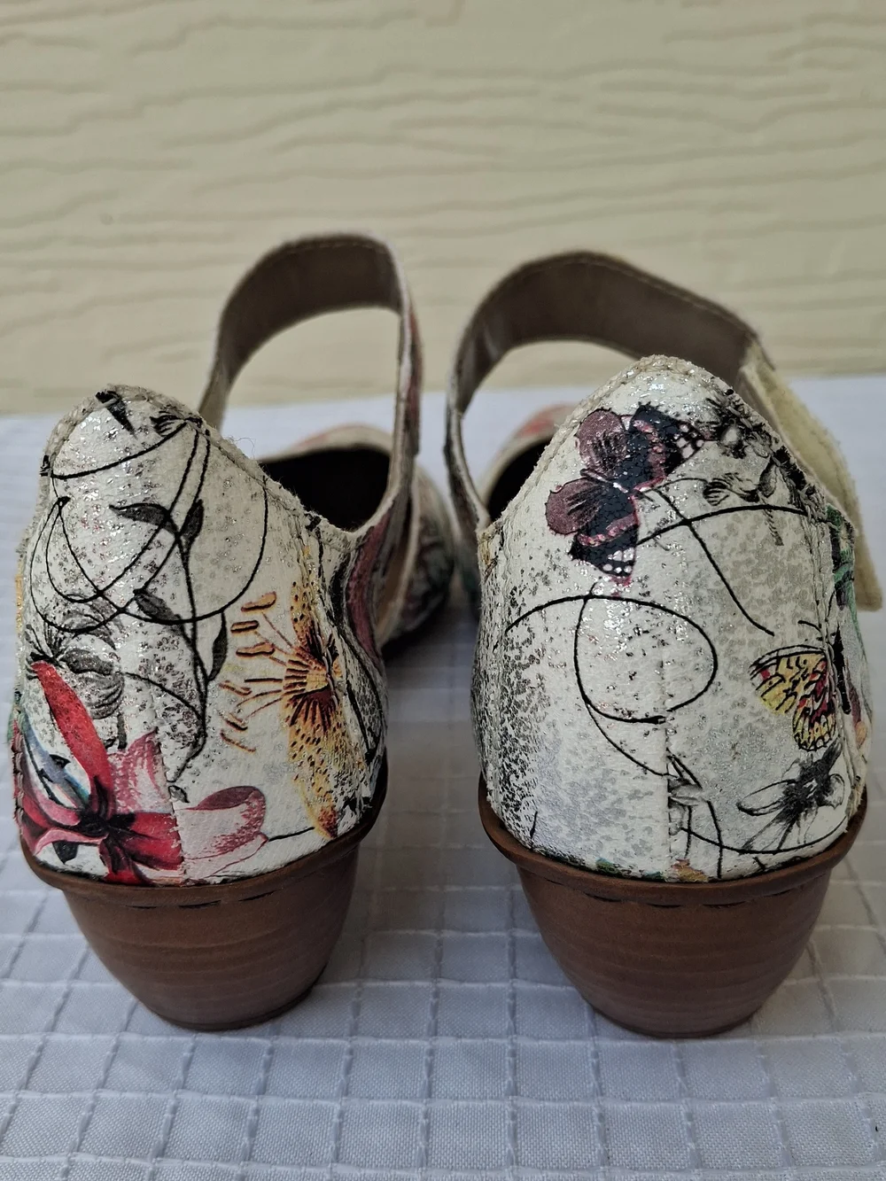 Rieker Women's Mirjam 11 White/Multi Leather Mary Jane - Size 38/8